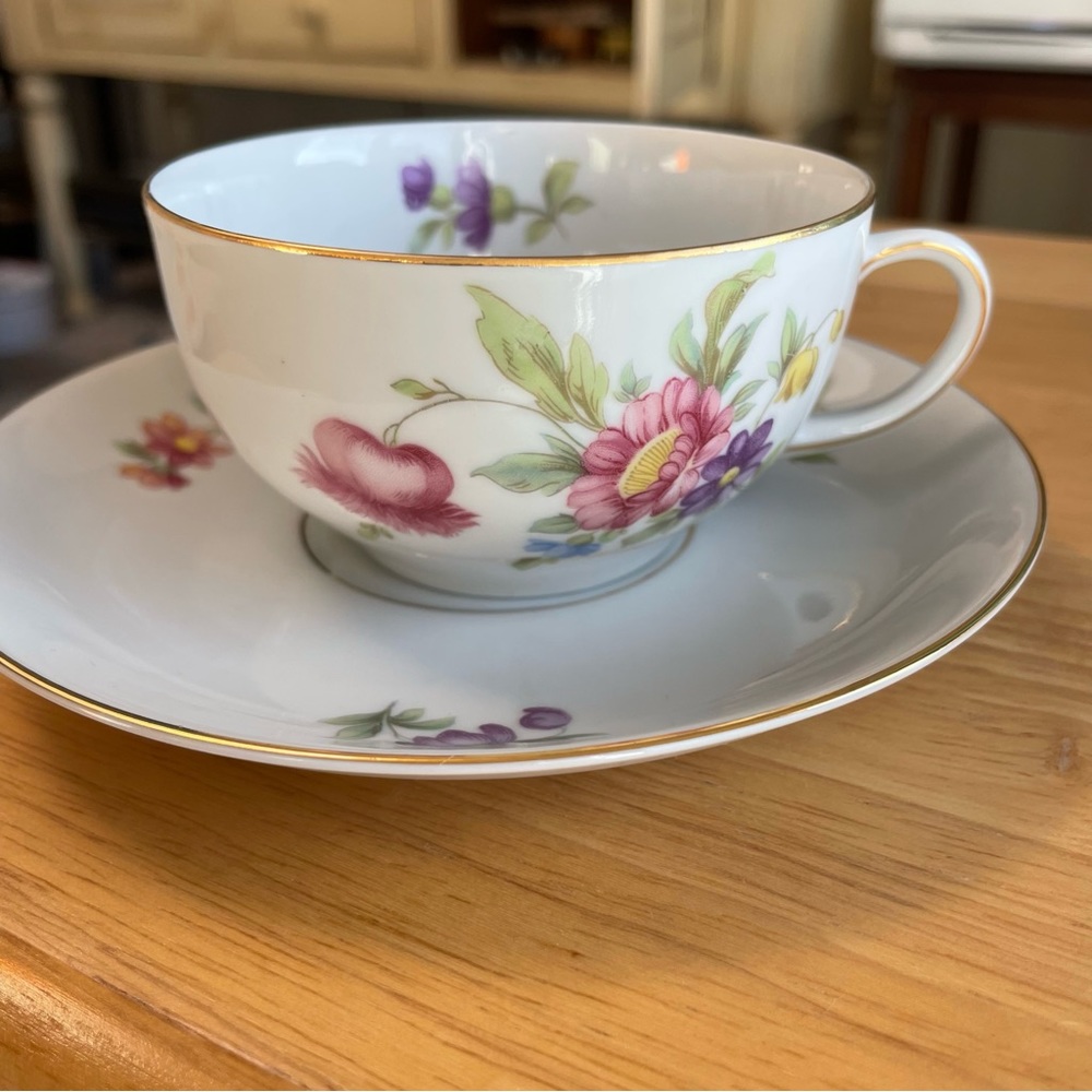 Vintage German Fein Bayreuth Sophienthal Tea cup and saucer.